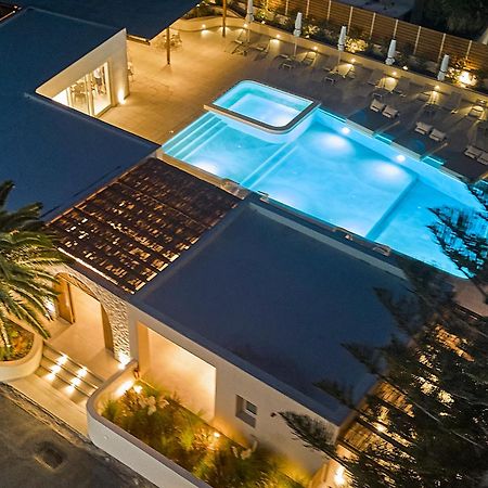 Apricus Hotel Perissa  Buitenkant foto