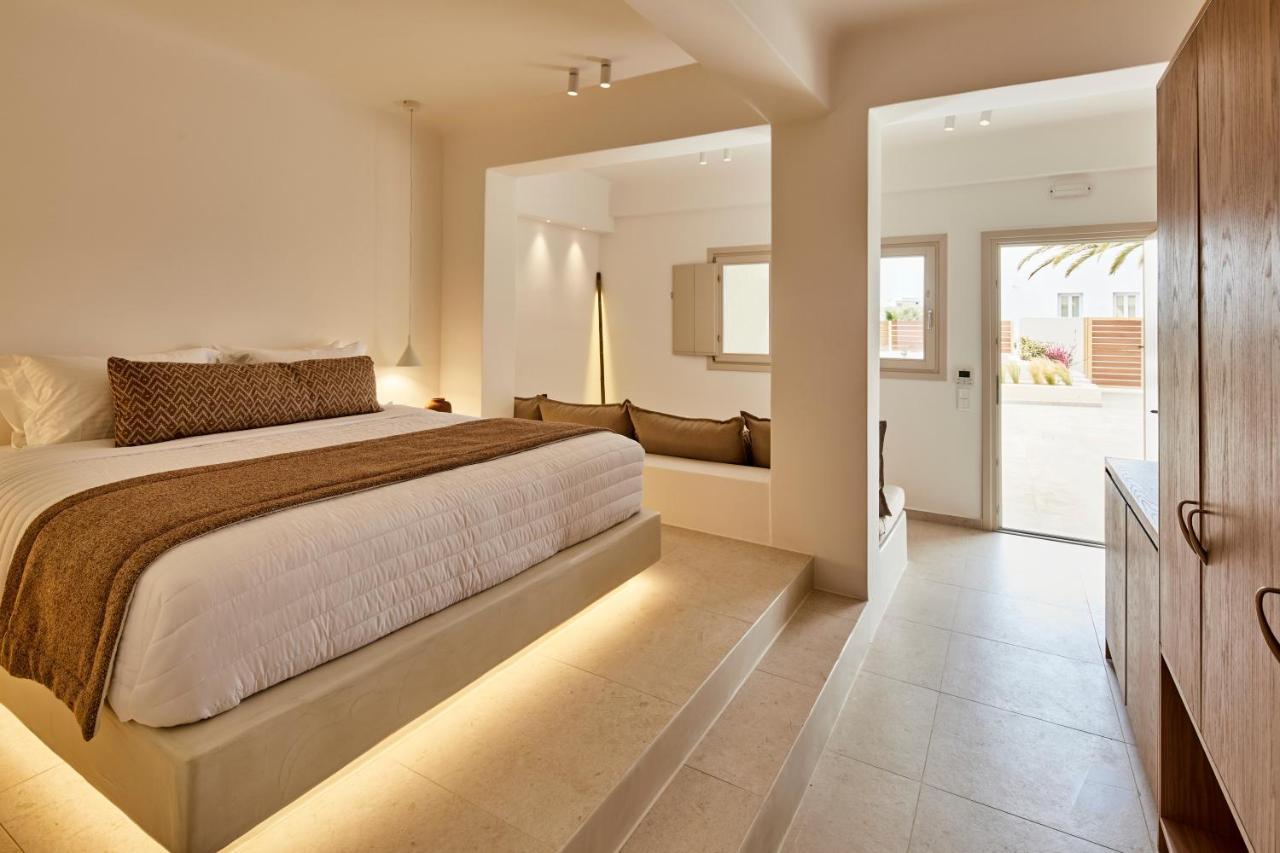 Apricus Hotel Perissa  Buitenkant foto