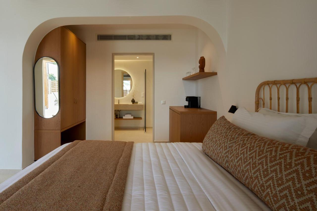 Apricus Hotel Perissa  Buitenkant foto