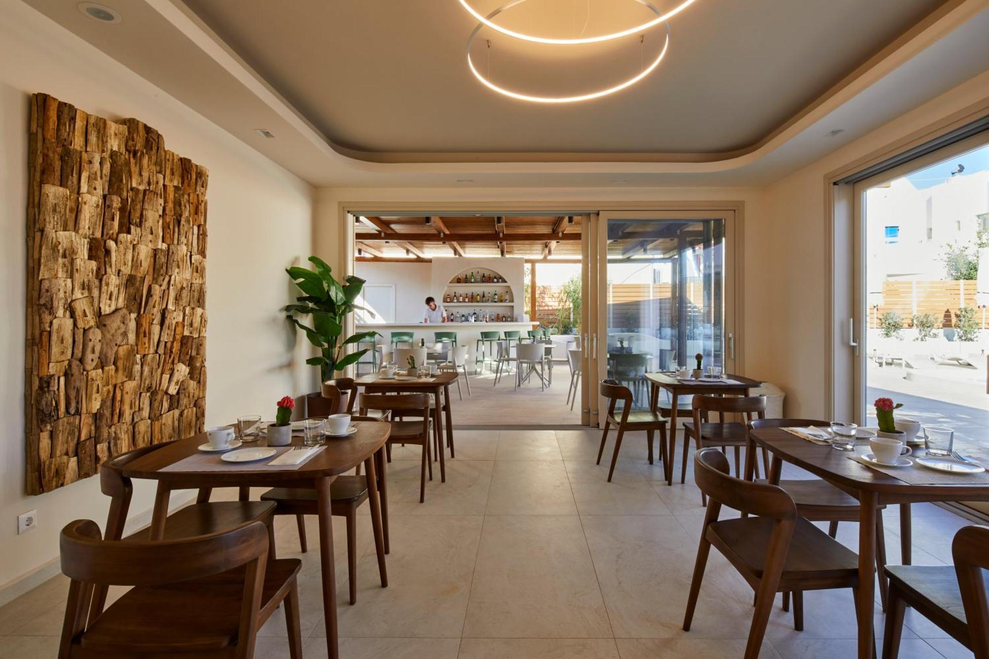 Apricus Hotel Perissa  Buitenkant foto