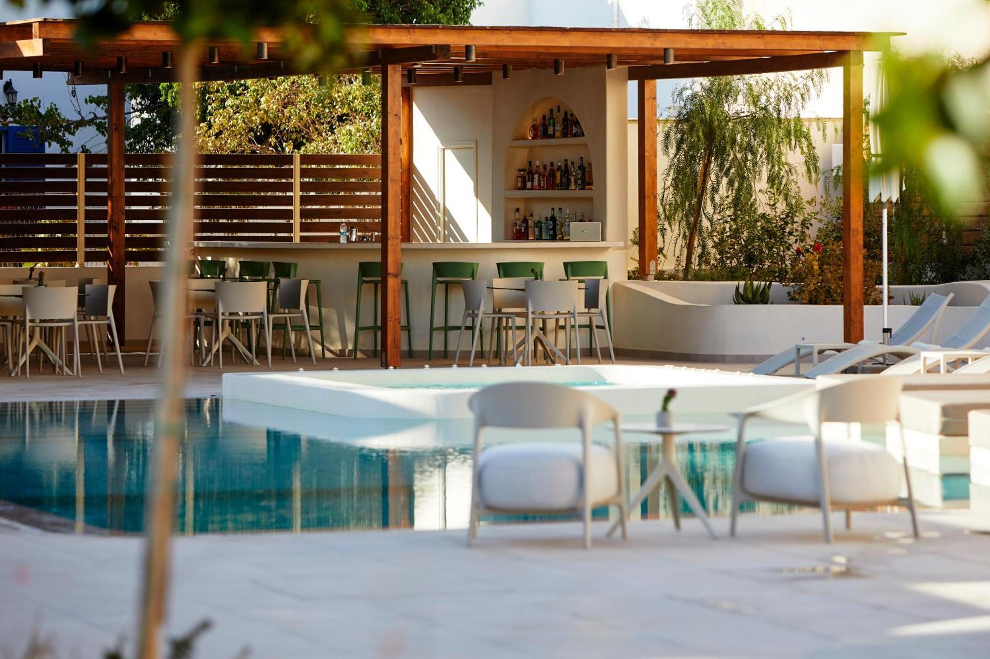 Apricus Hotel Perissa  Buitenkant foto